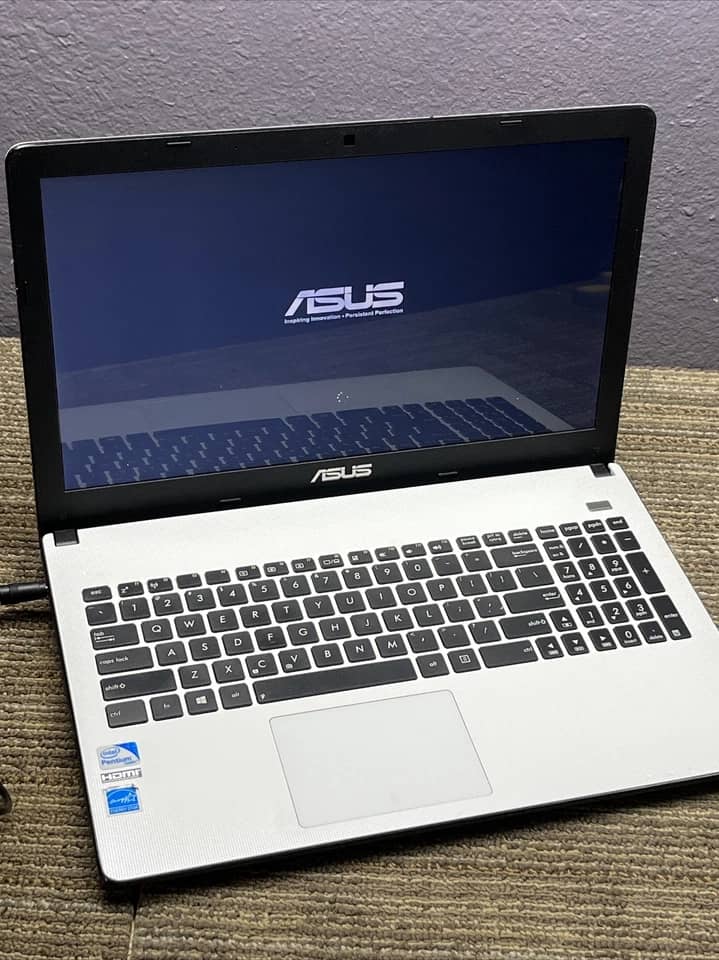 ASUS Vivobook X501A Computers 320GB 4GB For parts or not working