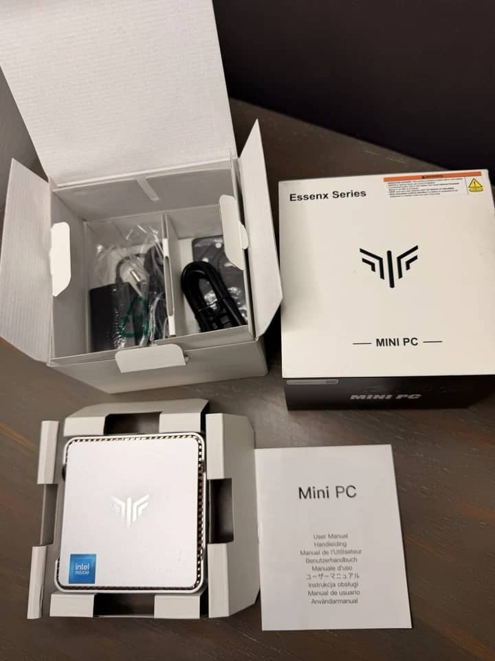 KAMRUI Essenx E2 Computers New