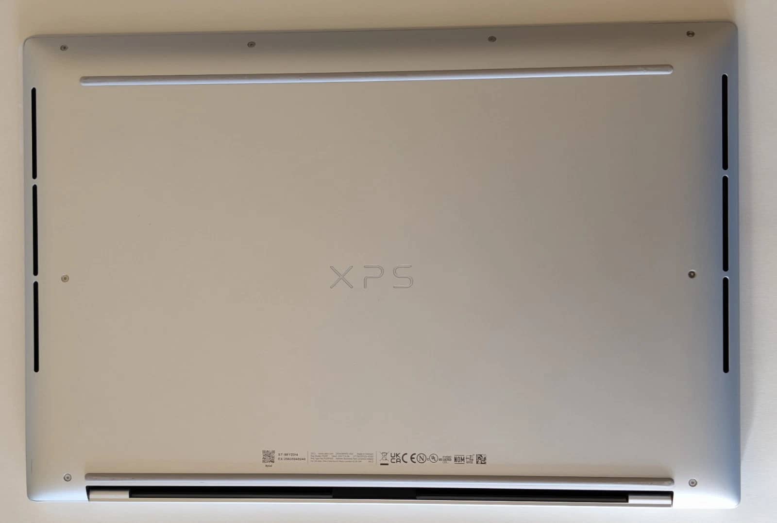 Dell XPS 9640 Computers 1TB 16GB Used - Good