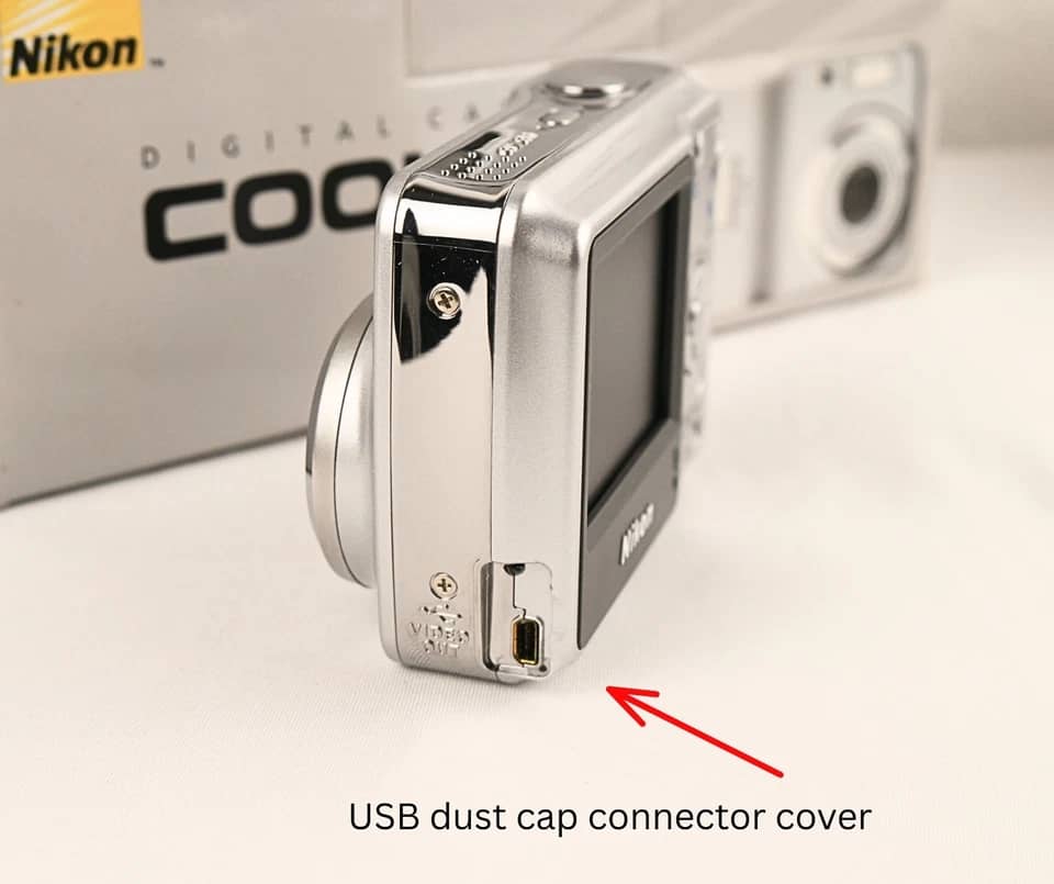 Nikon COOLPIX L4 Digital Cameras Silver New Body Only
