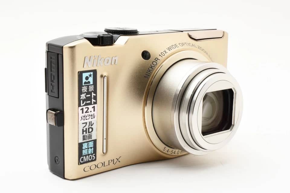 Nikon COOLPIX S8100 Digital Cameras Black New Body Only