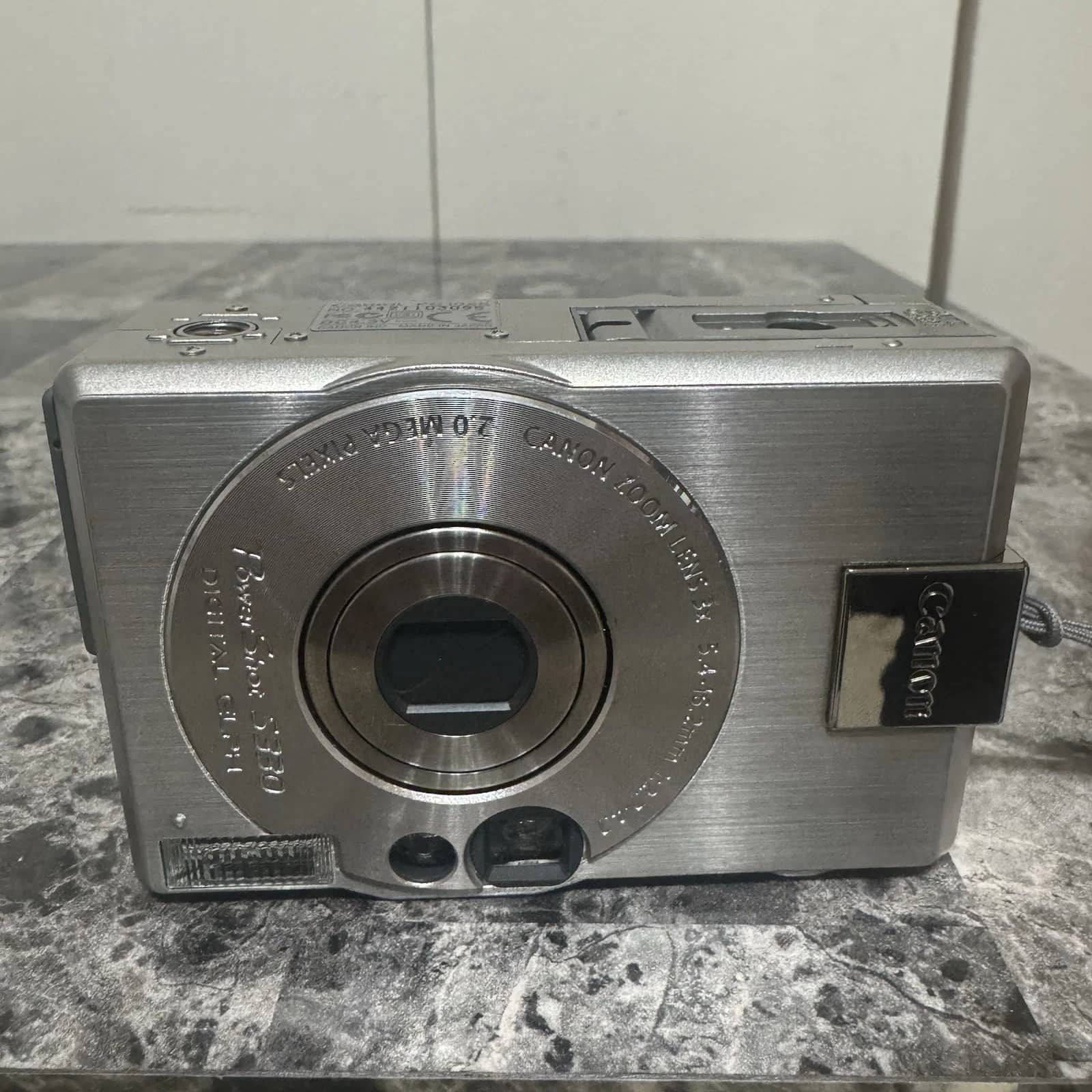 Canon s330 Digital Cameras Silver New Body Only