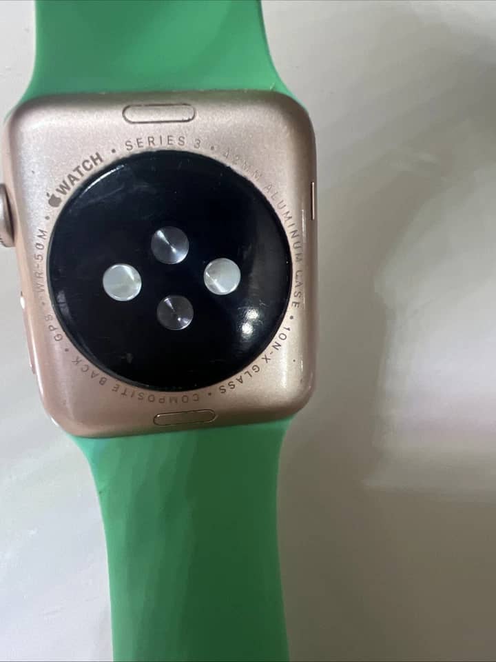 Apple Watch Series 3 Smartwatches