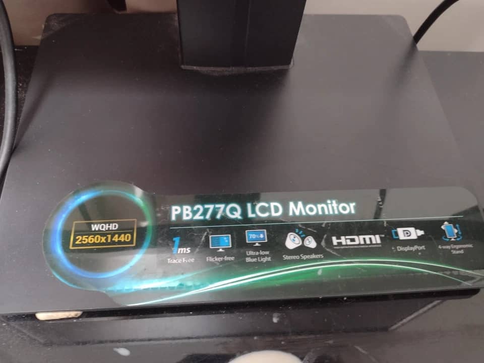 ASUS B277 Monitors