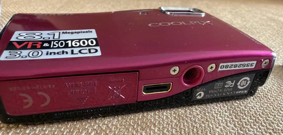 Nikon COOLPIX S51 Digital Cameras Black New Body Only