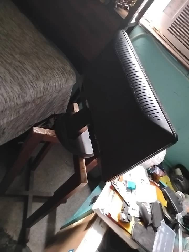 Dell IN1910 Monitors