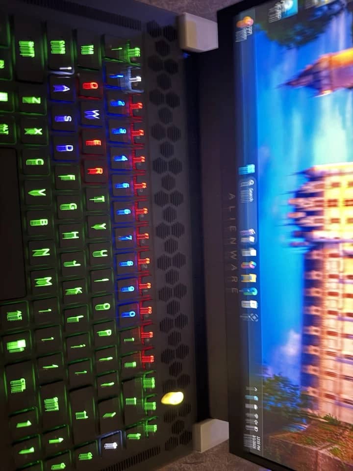 Dell Alienware x15 R2 Computers