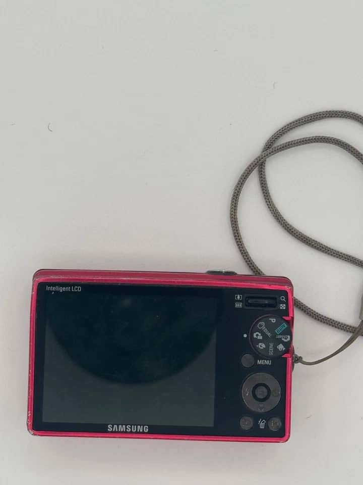 Samsung sl620 Digital Cameras Red New Body Only