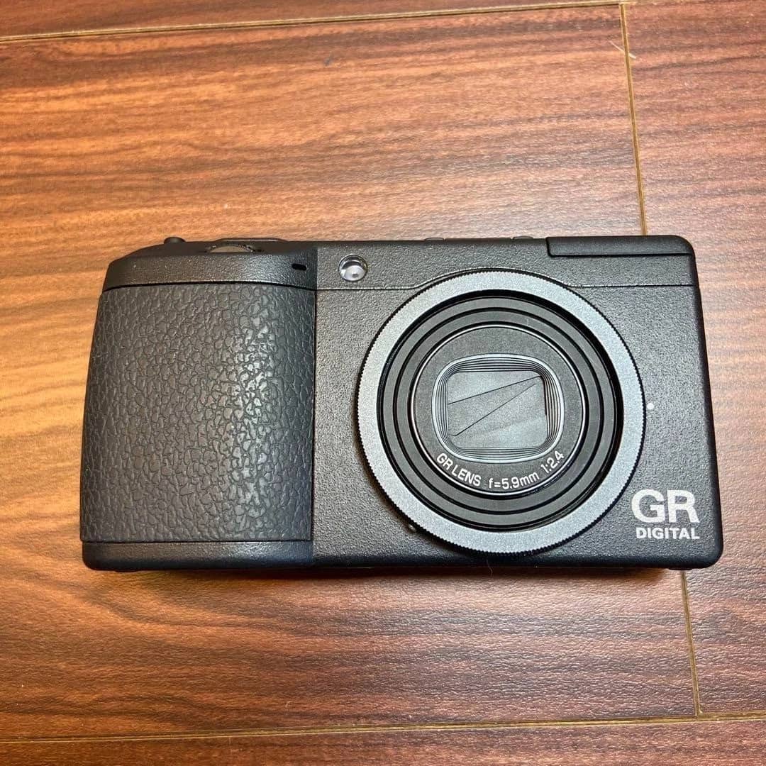 Ricoh Ricoh GR Digital II Digital Cameras Black Used - Good Body Only
