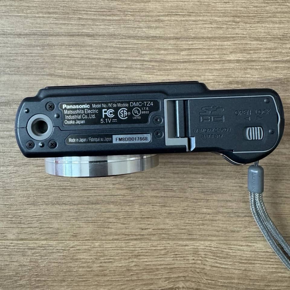 Panasonic LUMIX TZ4 Digital Cameras Black New Body Only
