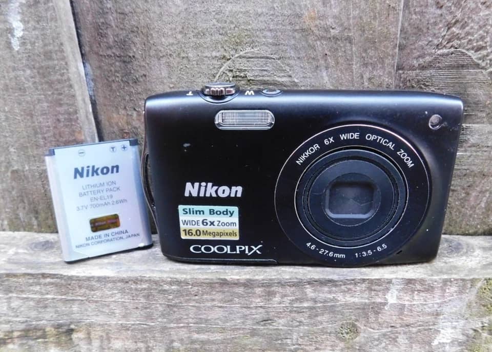 Nikon COOLPIX S3200 Digital Cameras Black New Body Only