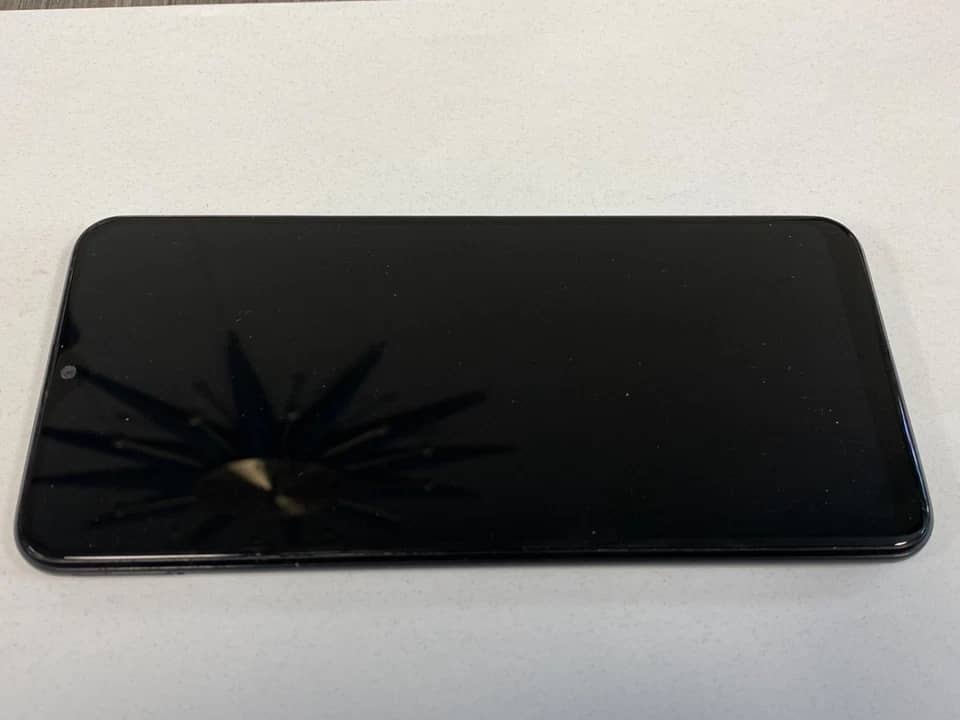 Samsung Galaxy A20 Cell Phones