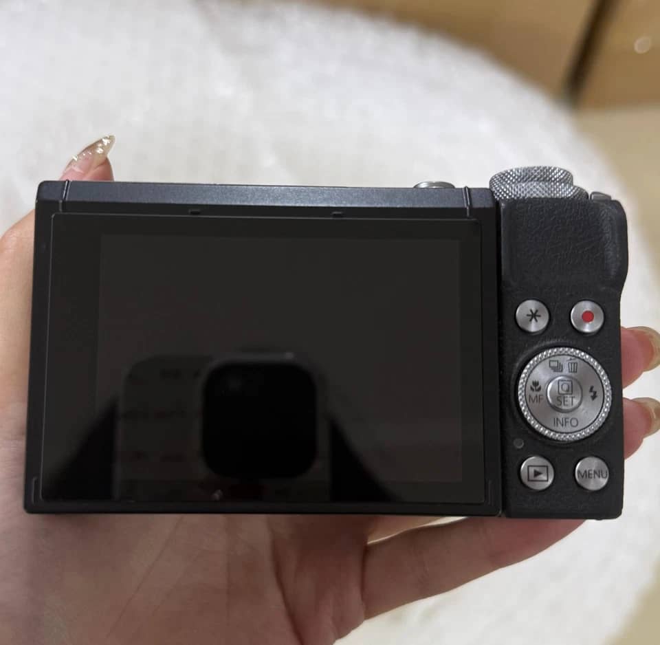 Canon PowerShot G7 X Mark III Digital Cameras