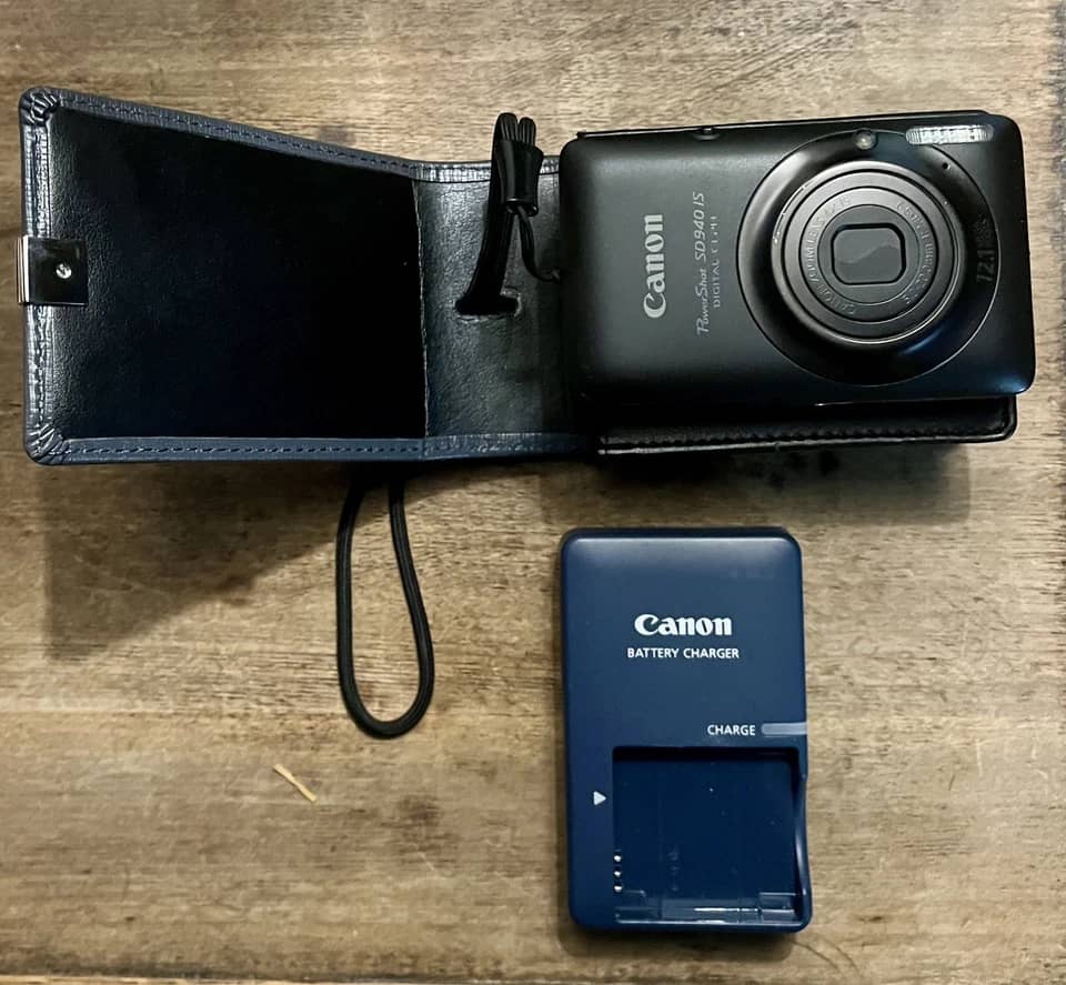 Canon PowerShot SD940IS Digital Cameras Silver New Body Only