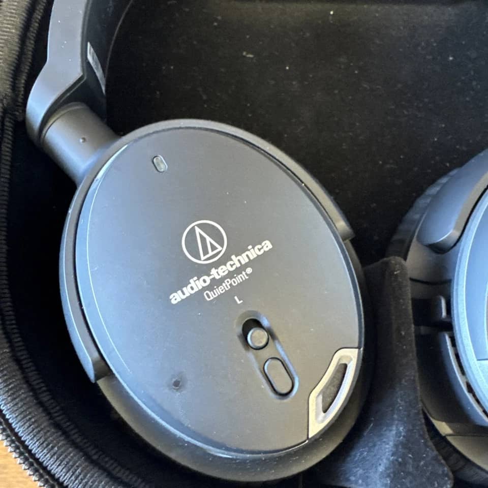 Audio-Technica ATH-ANC9 Headphones & Earbuds Black New