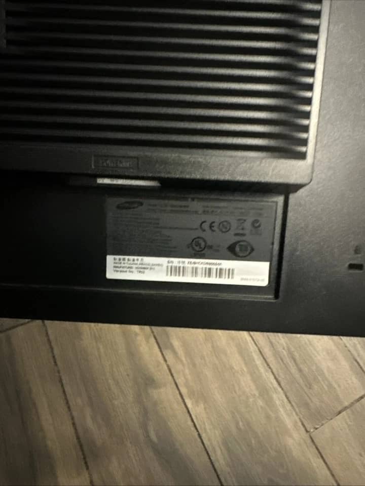 Samsung S24C450D Monitors