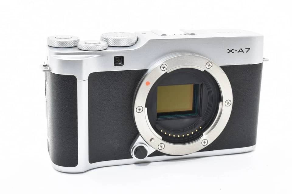 Fujifilm X-A7 Digital Cameras Brown New w/ 15-45mm Kit