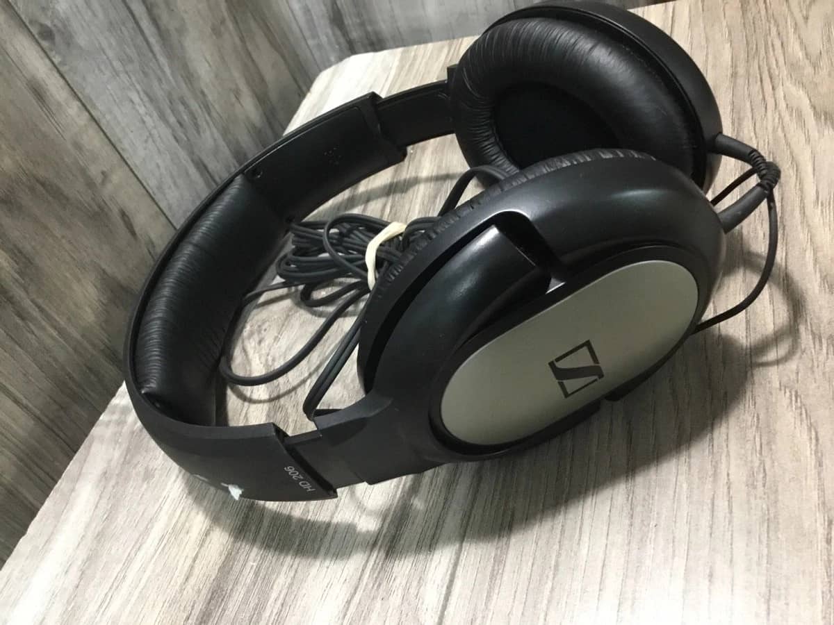 Sennheiser HD 206 Headphones & Earbuds Black New