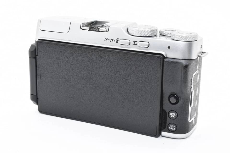 Fujifilm X-A7 Digital Cameras Brown New w/ 15-45mm Kit
