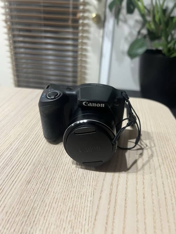 Canon PowerShot SX400 IS Digital Cameras Black Used - Good Body Only