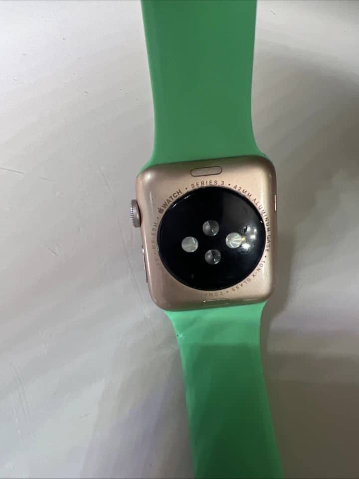 Apple Watch Series 3 Smartwatches