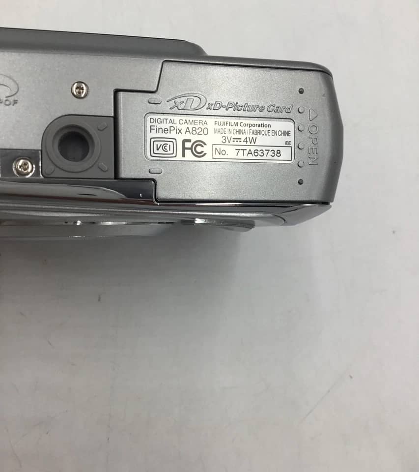 Fujifilm FinePix A820 Digital Cameras Silver New Body Only