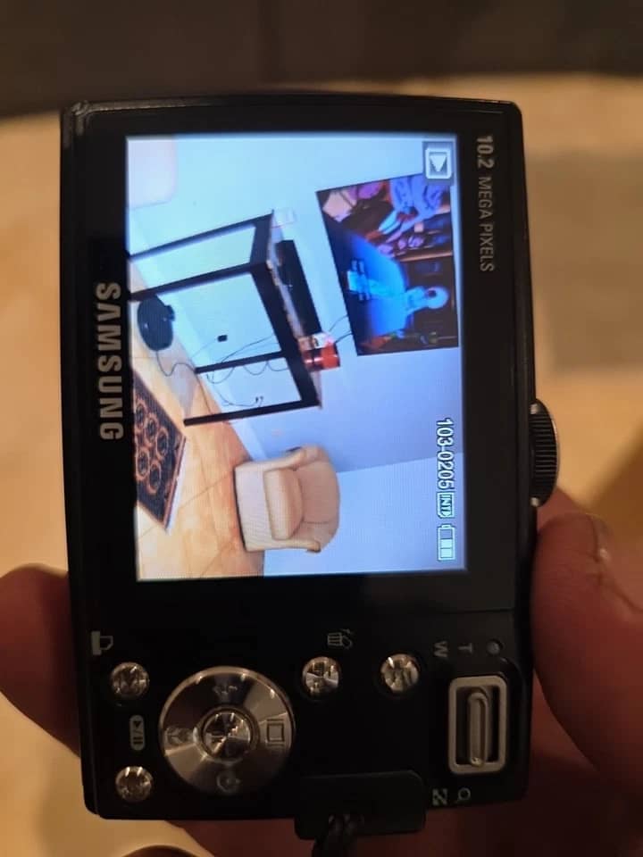 Samsung l200 Digital Cameras Red New Body Only