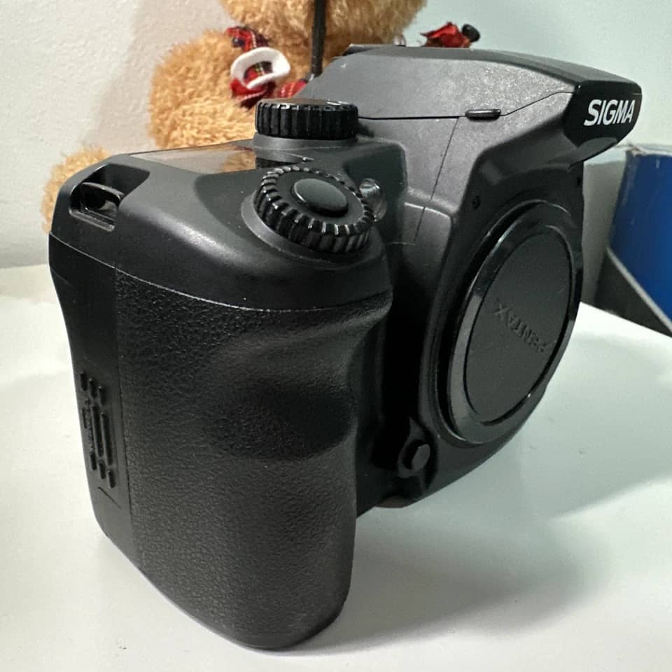 Sigma SD14 Digital Cameras Black Refurbished - Excellent Body Only