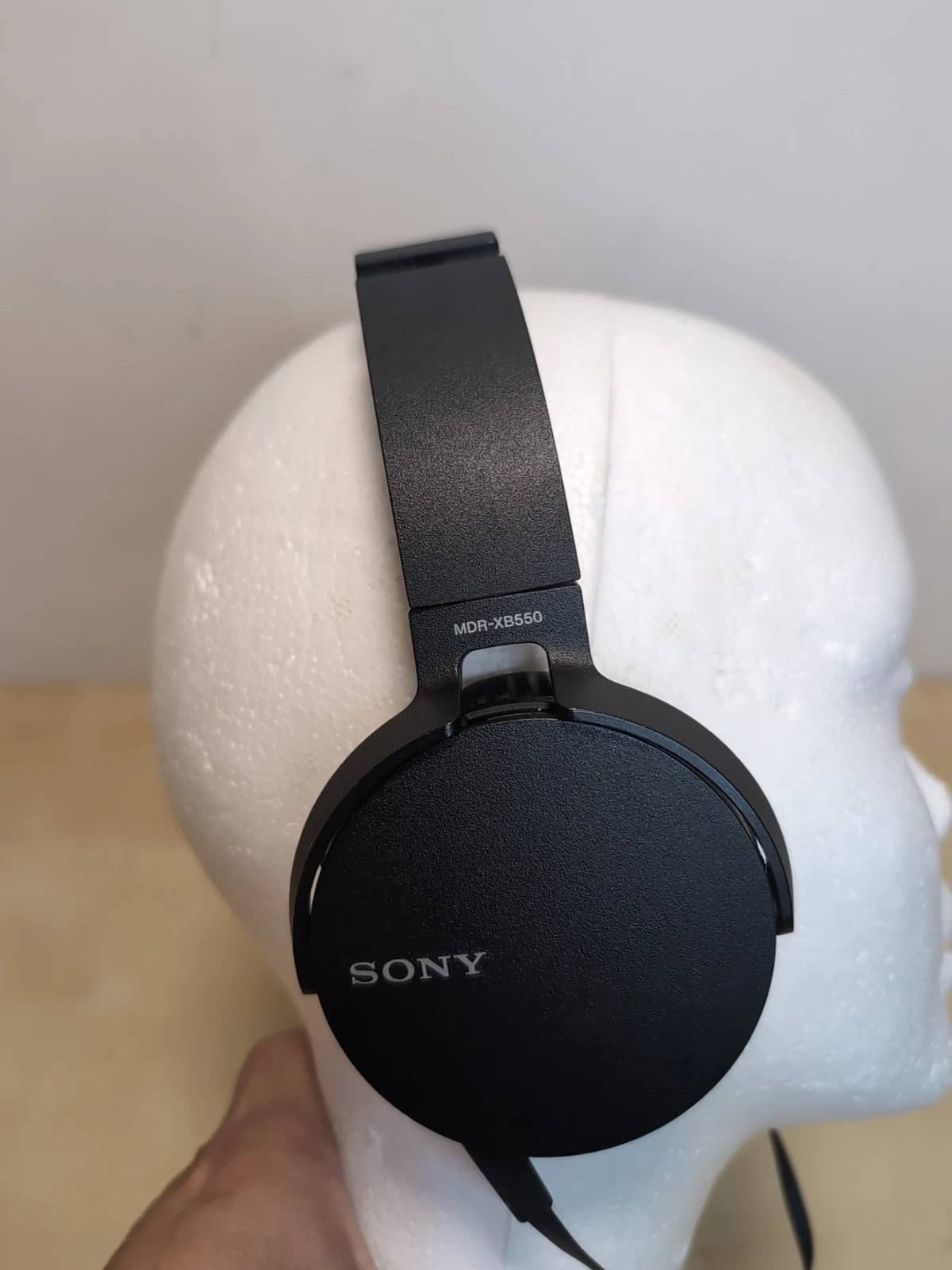Sony MDRXB550AP Headphones & Earbuds Black Used - Good