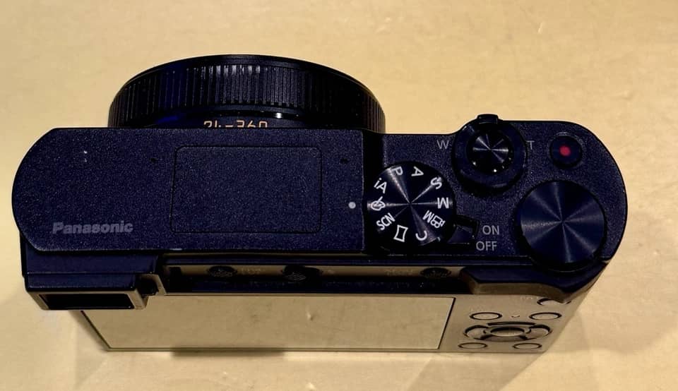Panasonic LUMIX ZS200 Digital Cameras