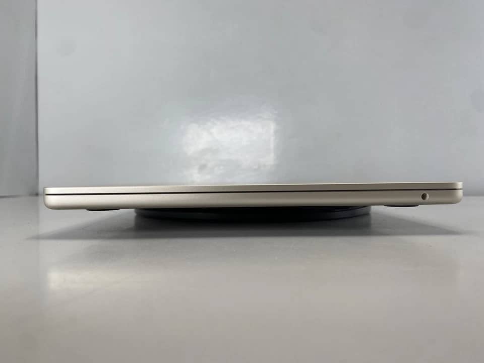 Apple MacBook Air (2025) Computers
