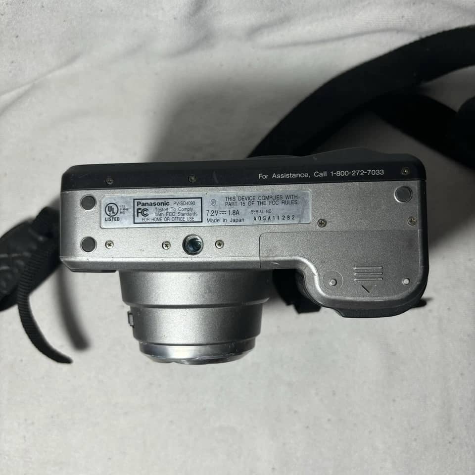 Panasonic PalmCam PV-SD4090 Digital Cameras Black New Body Only