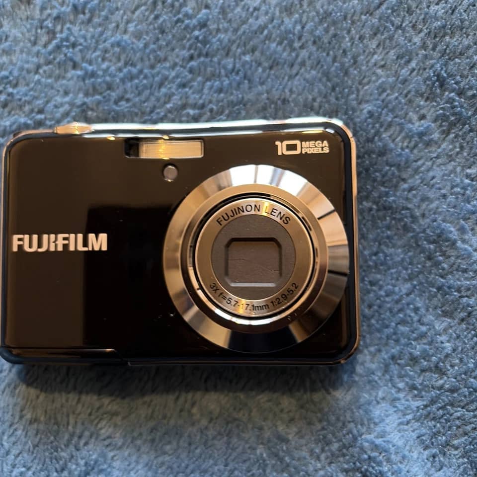 Fujifilm FinePix AV10 Digital Cameras Silver Used - Good Body Only