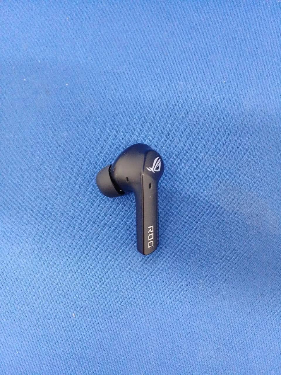 ASUS ROGCETRATRUEWIRELESS Headphones & Earbuds Black Used - Good