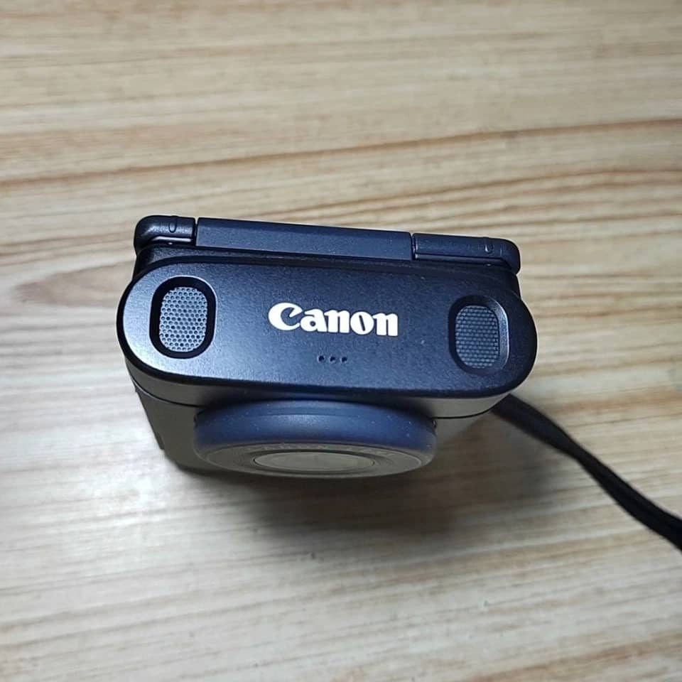 Canon PowerShot V10 Digital Cameras