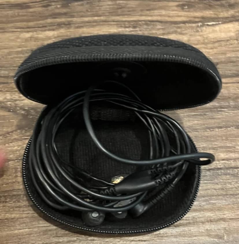 Shure SE535 Headphones & Earbuds Transparent New
