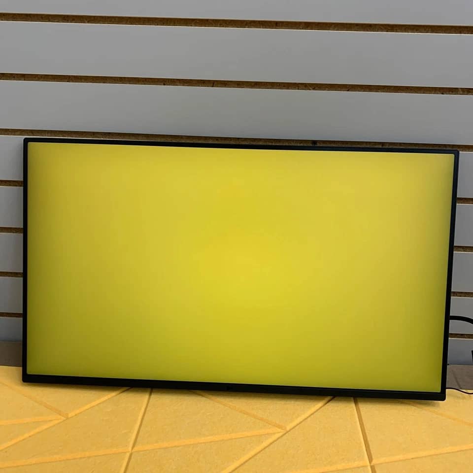 LG 27U411A Monitors