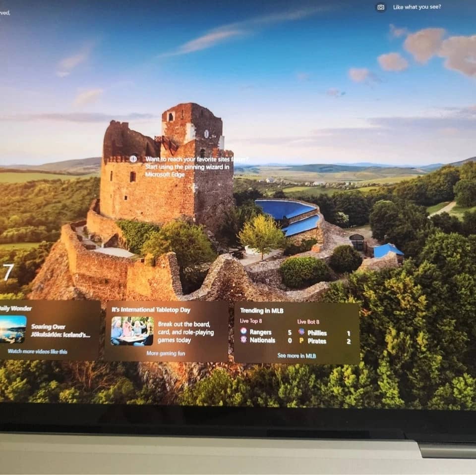 Dell Inspiron 17 7706 Computers