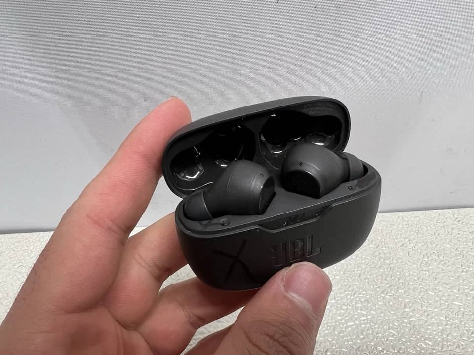 JBL JBL Vibe Beam Headphones & Earbuds 