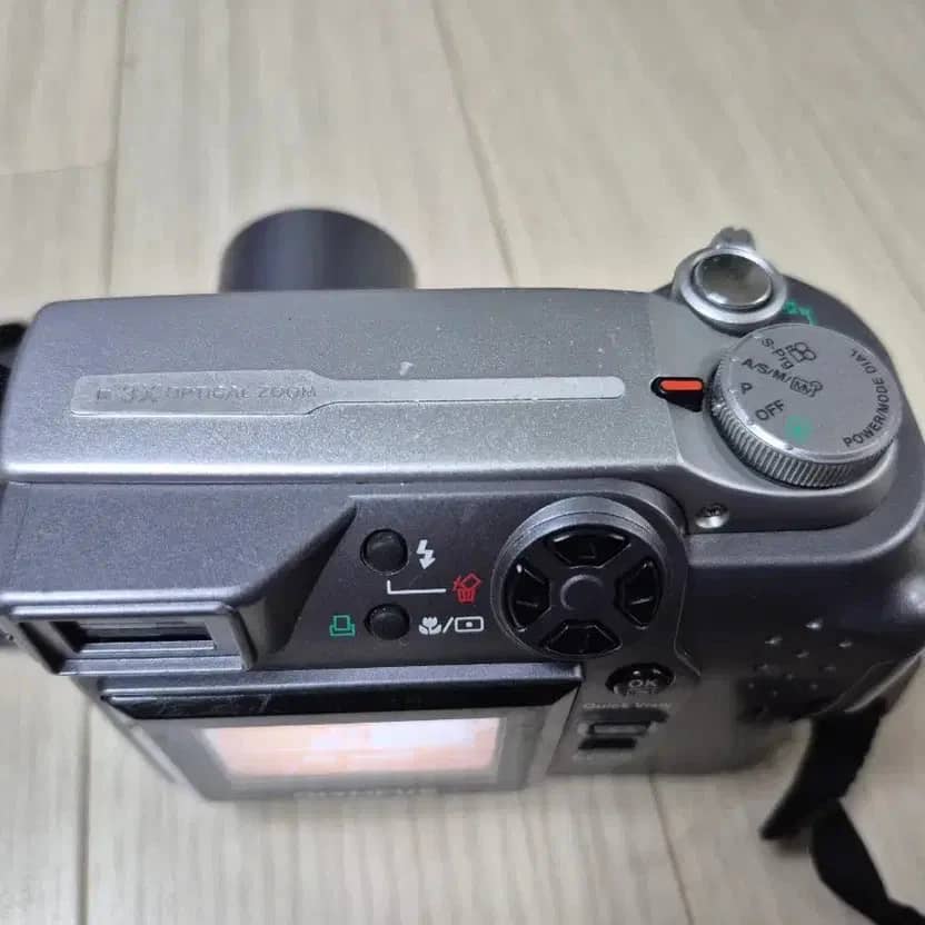 OM SYSTEM Camedia C-4000 Digital Cameras Silver New Body Only