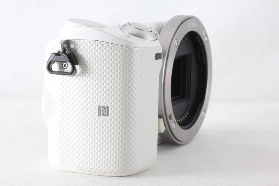 Sony NEX-5TL Digital Cameras White New 16-50mm Kit