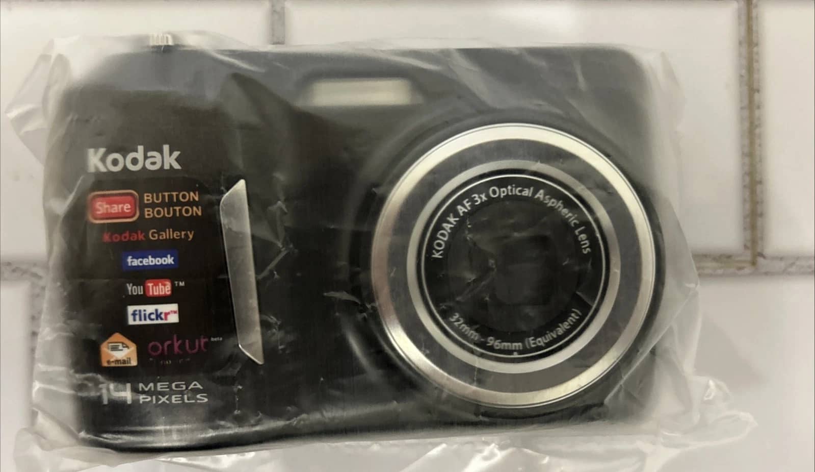 Kodak EasyShare C183 Digital Cameras Blue Open-Box Excellent Body Only
