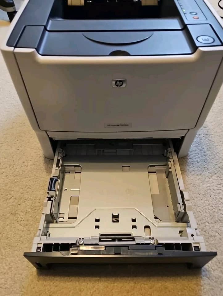 HP LaserJet P2015dn Printers Black Used - Good