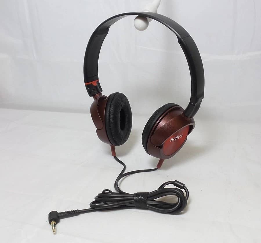 Sony MDR-ZX300 Headphones & Earbuds Red New