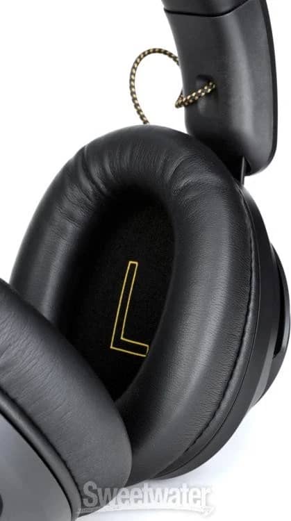 ADAM Audio ADAM Audio H200 Headphones & Earbuds 