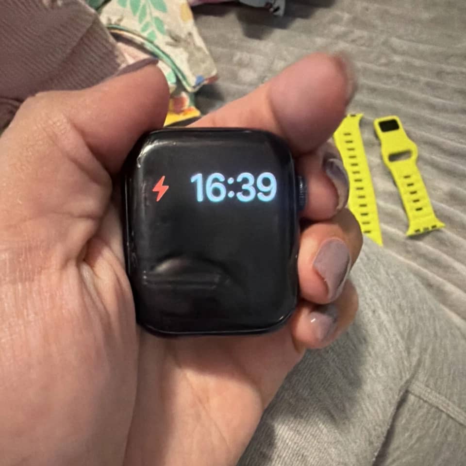 Apple Watch Series 7 Smartwatches