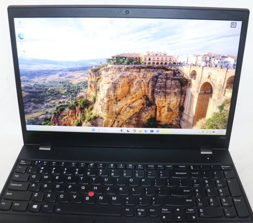 Lenovo ThinkPad P52s Computers