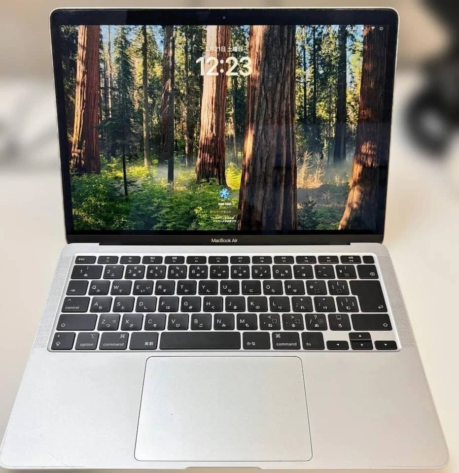 Apple MacBook Air (2020) Computers