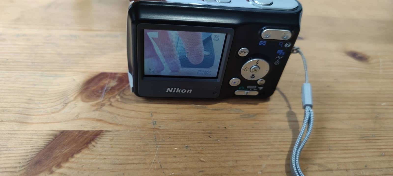 Nikon COOLPIX L3 Digital Cameras Silver New Body Only