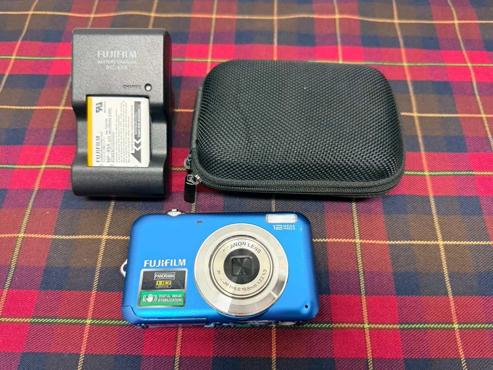 Fujifilm FinePix JV100 Digital Cameras Black New Body Only